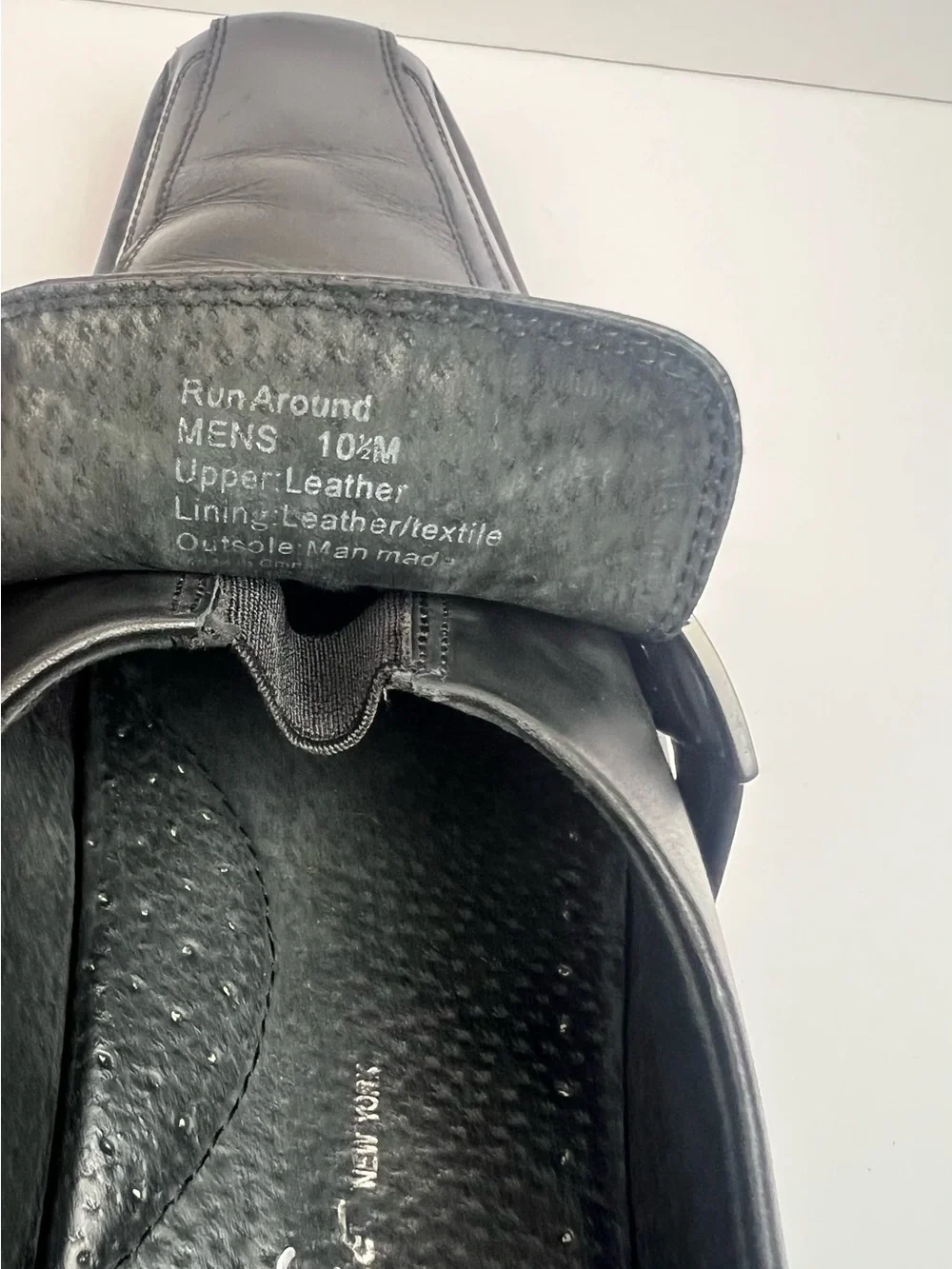 Kenneth Cole New York Men’s loafers size 10.5 M Black Leather